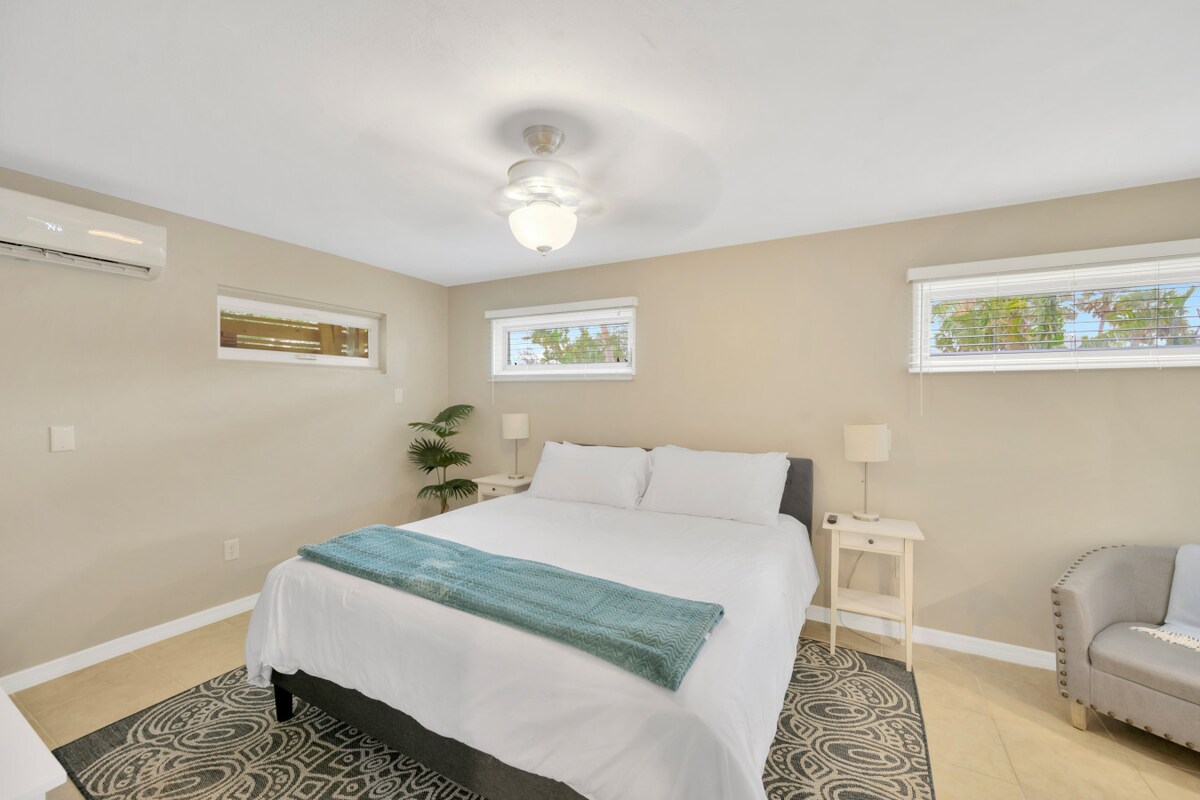 2025-01-15 4671 Gleason Ave, Siesta Key, FL 34242-56