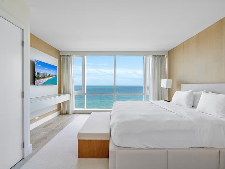 Panoramic Oceanfront 3BR at 1 Hotel & Homes