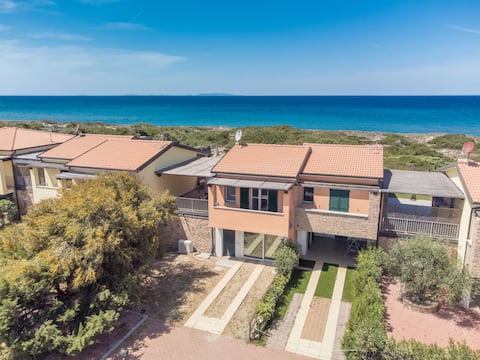 Baia delle Mimose by Interhome
