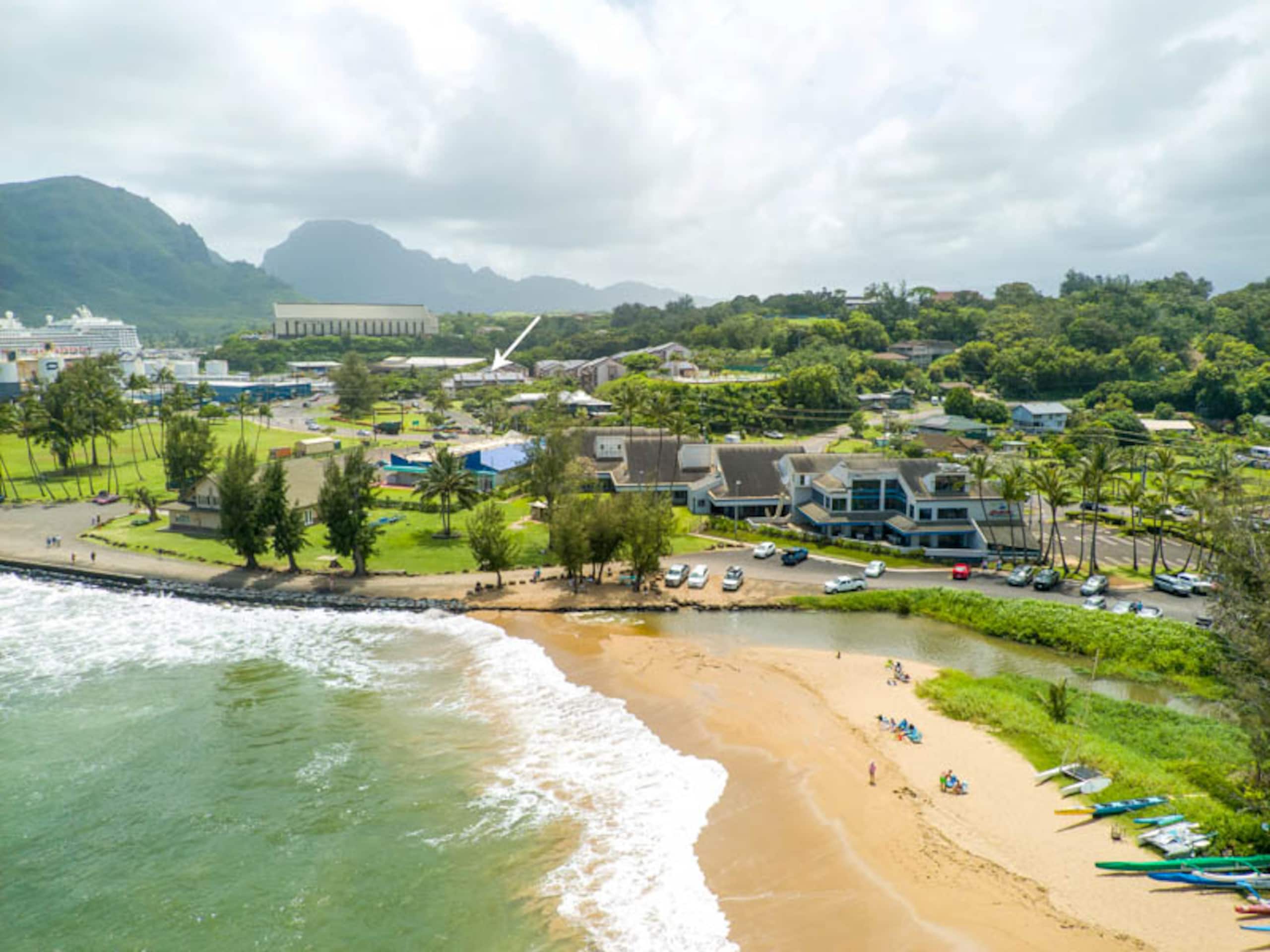 Condo in Lihue · ★4.4 · 2 bedrooms · 3 beds · 1.5 shared baths - Image 21