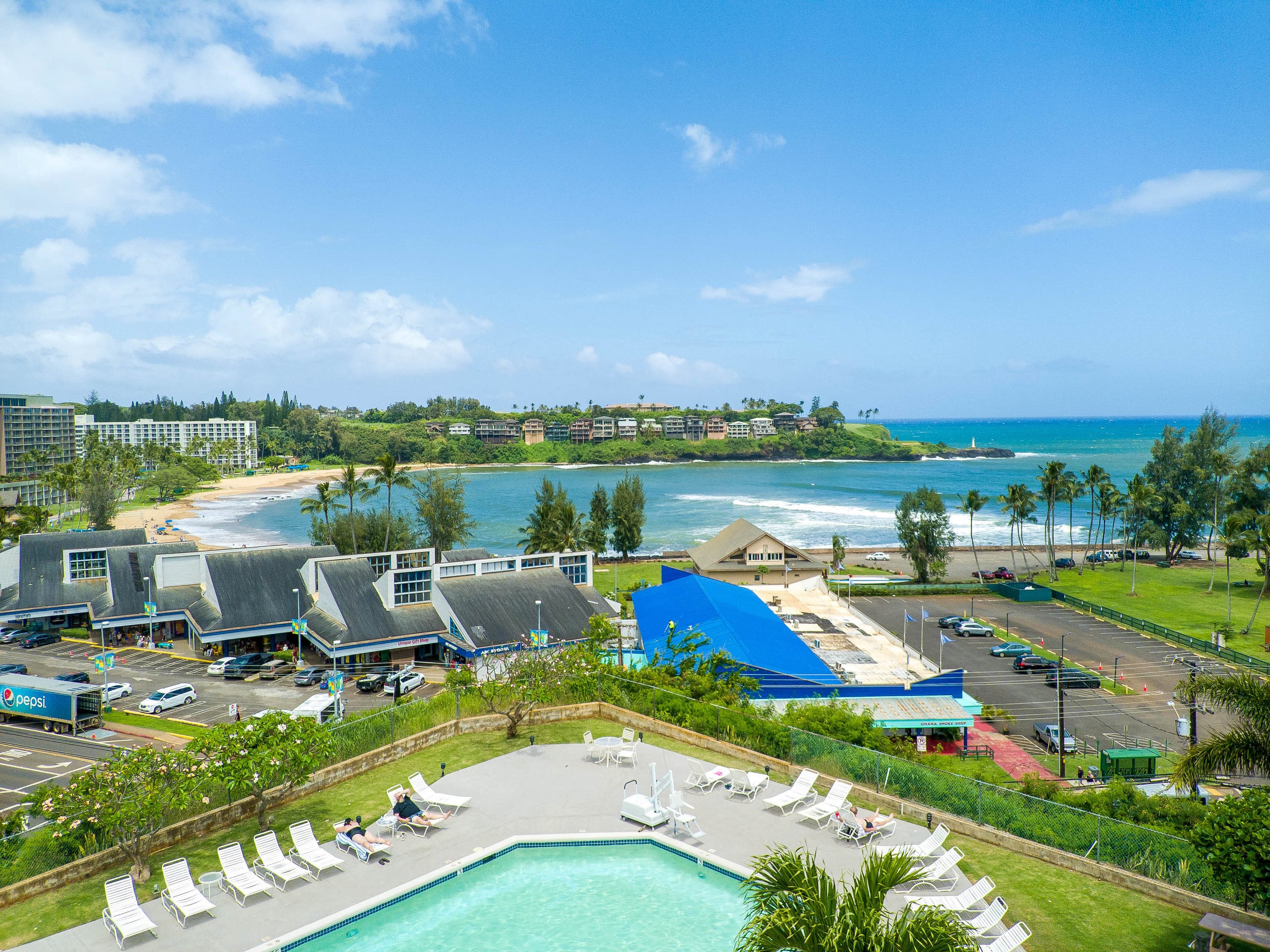 Condo in Lihue · ★4.4 · 2 bedrooms · 3 beds · 1.5 shared baths - Image 25