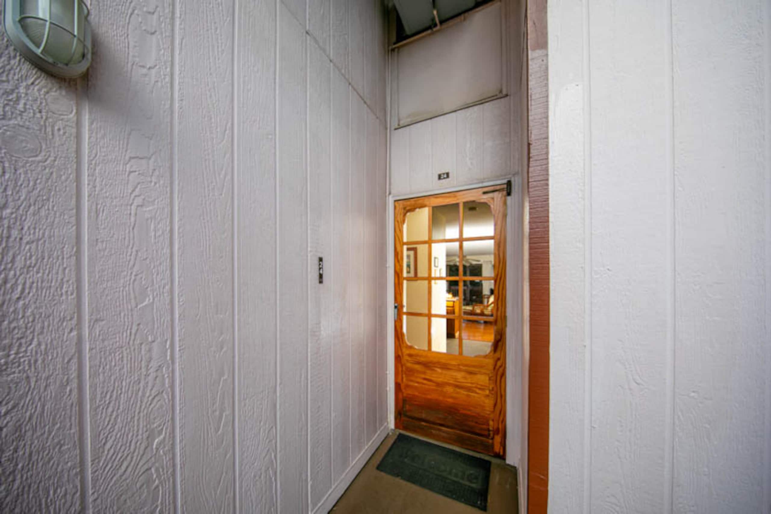 Condo in Lihue · ★4.4 · 2 bedrooms · 3 beds · 1.5 shared baths - Image 20