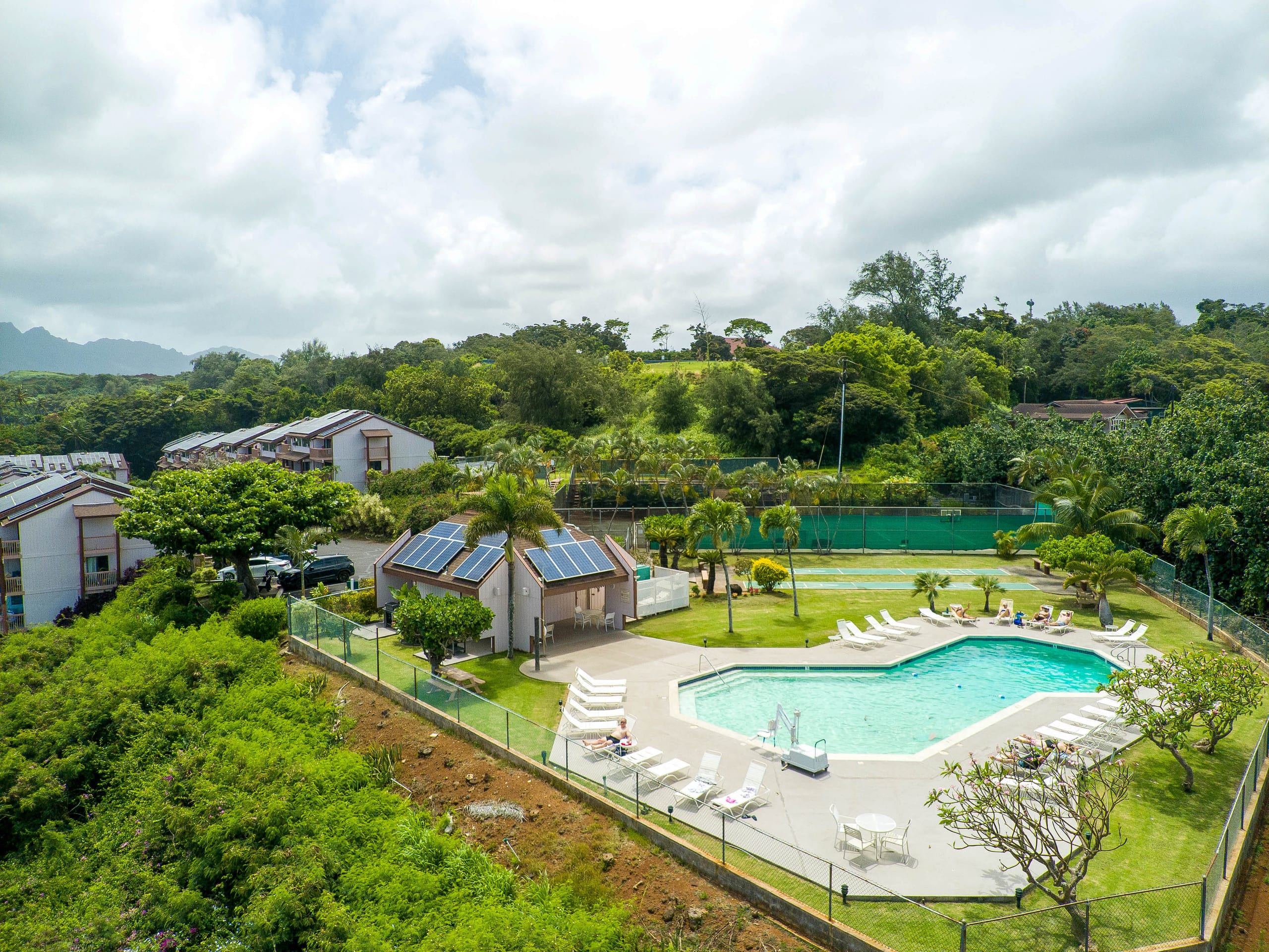 Condo in Lihue · ★4.4 · 2 bedrooms · 3 beds · 1.5 shared baths - Image 22