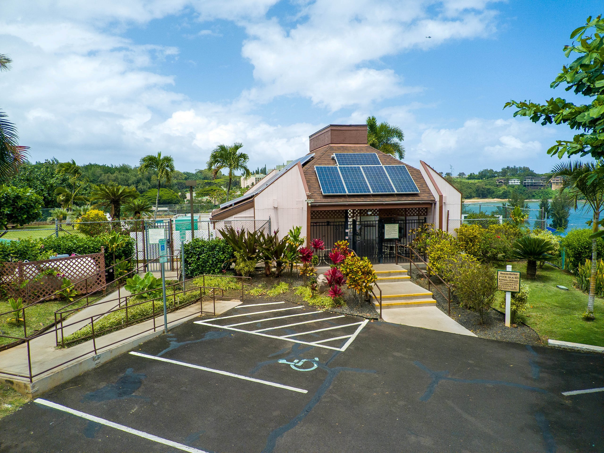 Condo in Lihue · ★4.4 · 2 bedrooms · 3 beds · 1.5 shared baths - Image 23