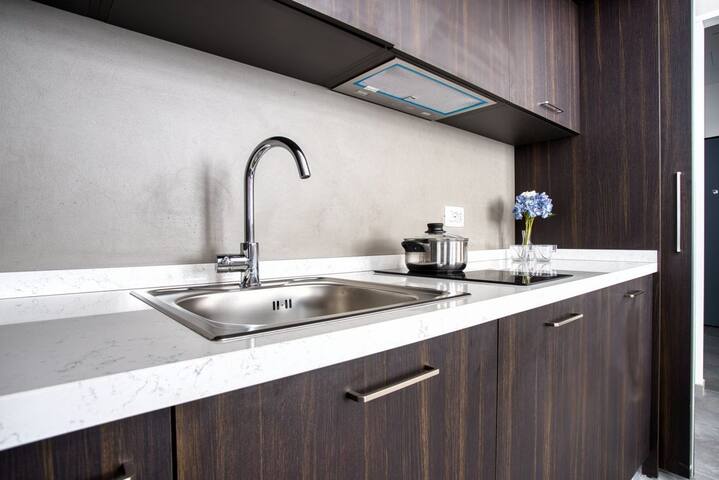 Sleek & Cosy hotel units in Perfect Centre gallery image 5