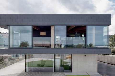 Edge House by Ty Annie Holidays