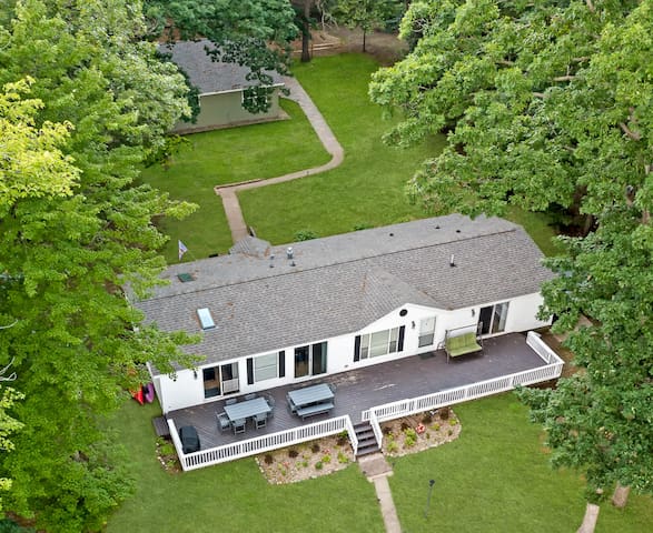 Scott Lakes Properties managed Airbnb listing 2