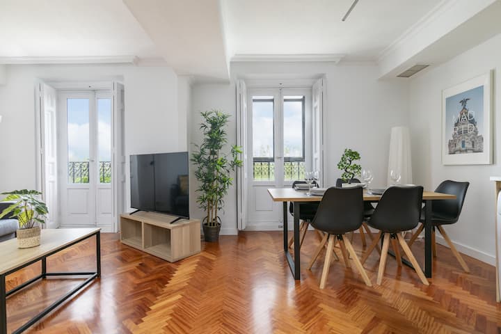 Appartement Lumineux En Face Du Parc Du Retiro - Madrid
