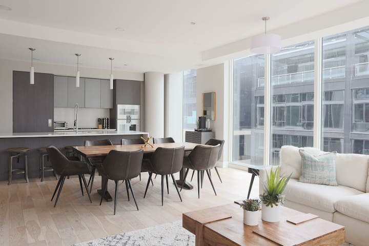 Luxury Loft Collection 03 – Terrace – River North gallery image 2