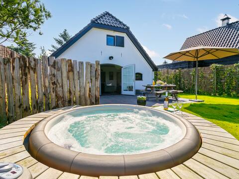 Beautiful holiday home with wellness