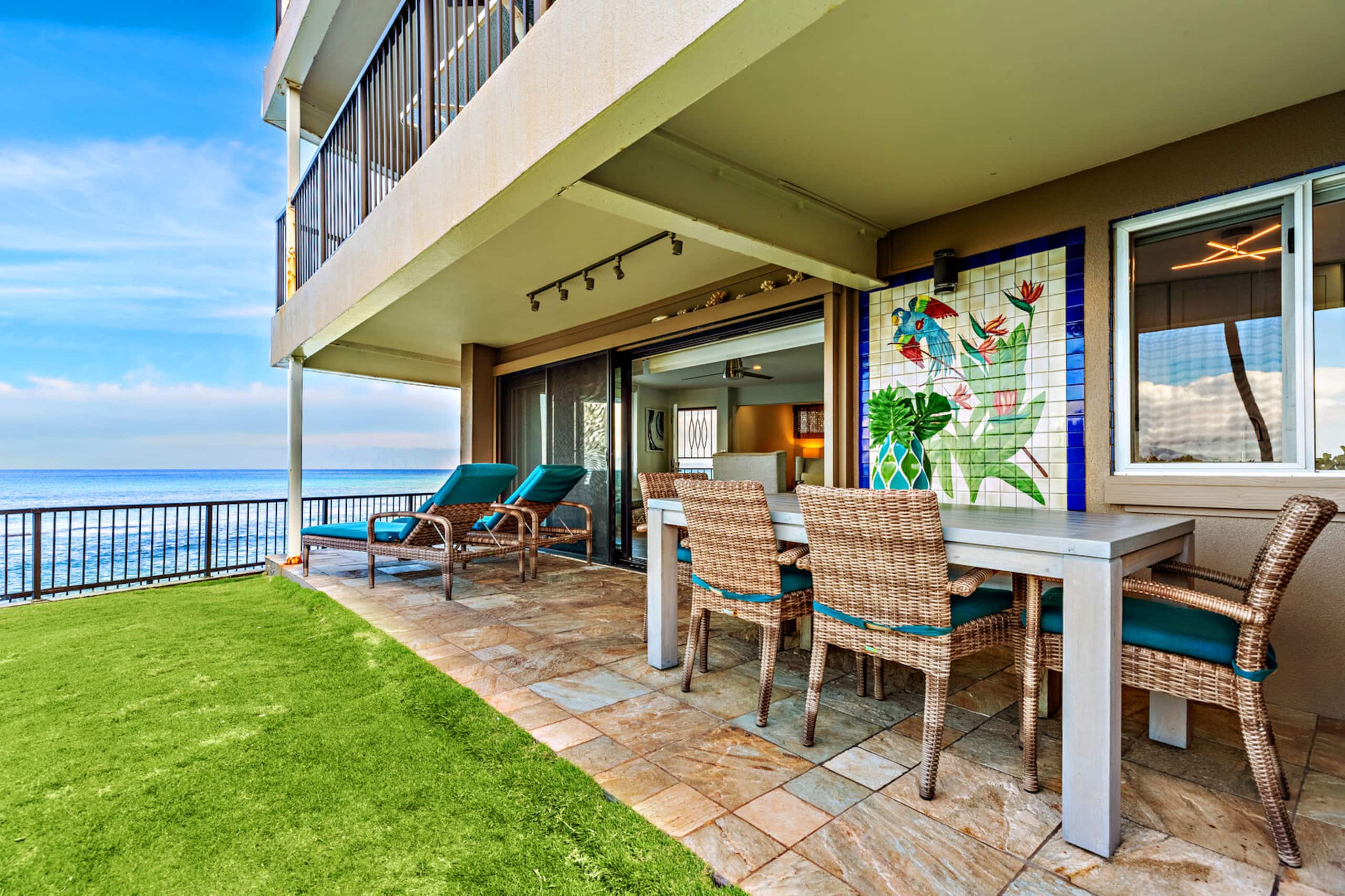 Condo in Lahaina · ★4.73 · 2 bedrooms · 3 beds · 2 private baths - Image 3