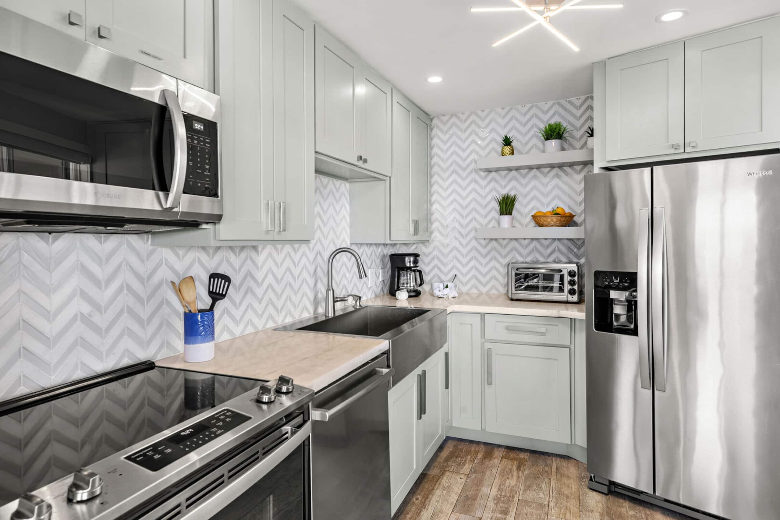 Condo in Lahaina · ★4.73 · 2 bedrooms · 3 beds · 2 private baths - Image 10