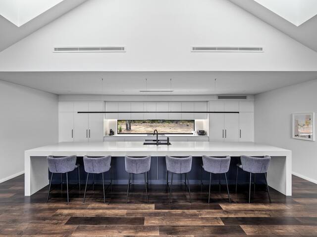 Burnside Barnhouse – Brand New 5 Star Luxury gallery image 2