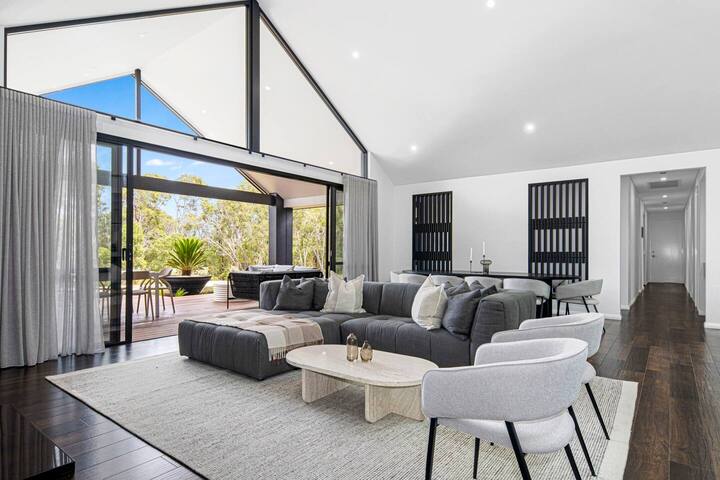 Burnside Barnhouse – Brand New 5 Star Luxury gallery image 5