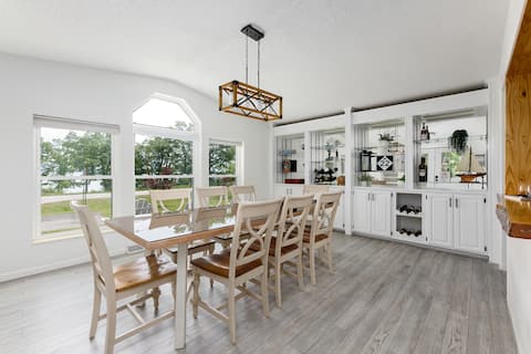 Waterfront home w/ sauna & fire pit