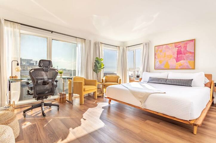 Spectacular Ocean and Pier View Family Vacation gallery image 2