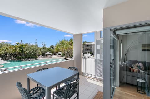 Top Airbnb: 1BR Poolview Apartment@Salt Spa Resort by uHoliday in Kingscliff