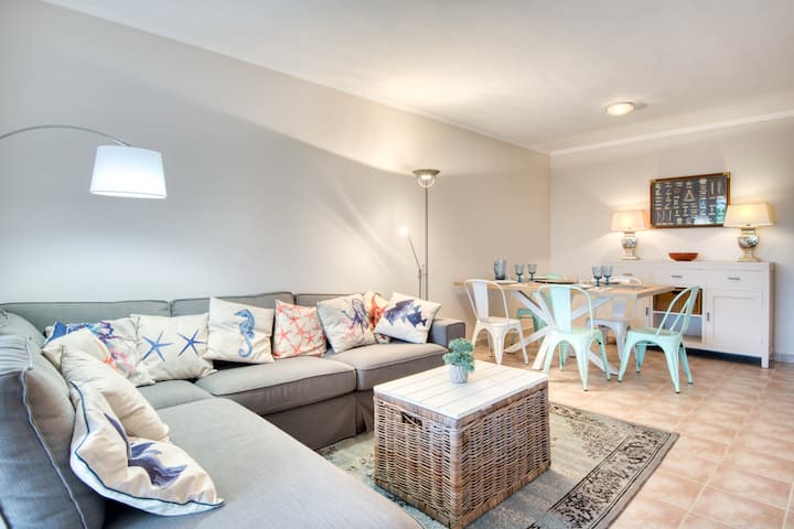 Green Mar: Bel Appartement à Pals Avec Piscine Et - Sa Riera