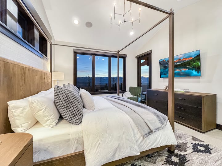 The second king suite features a smart TV...