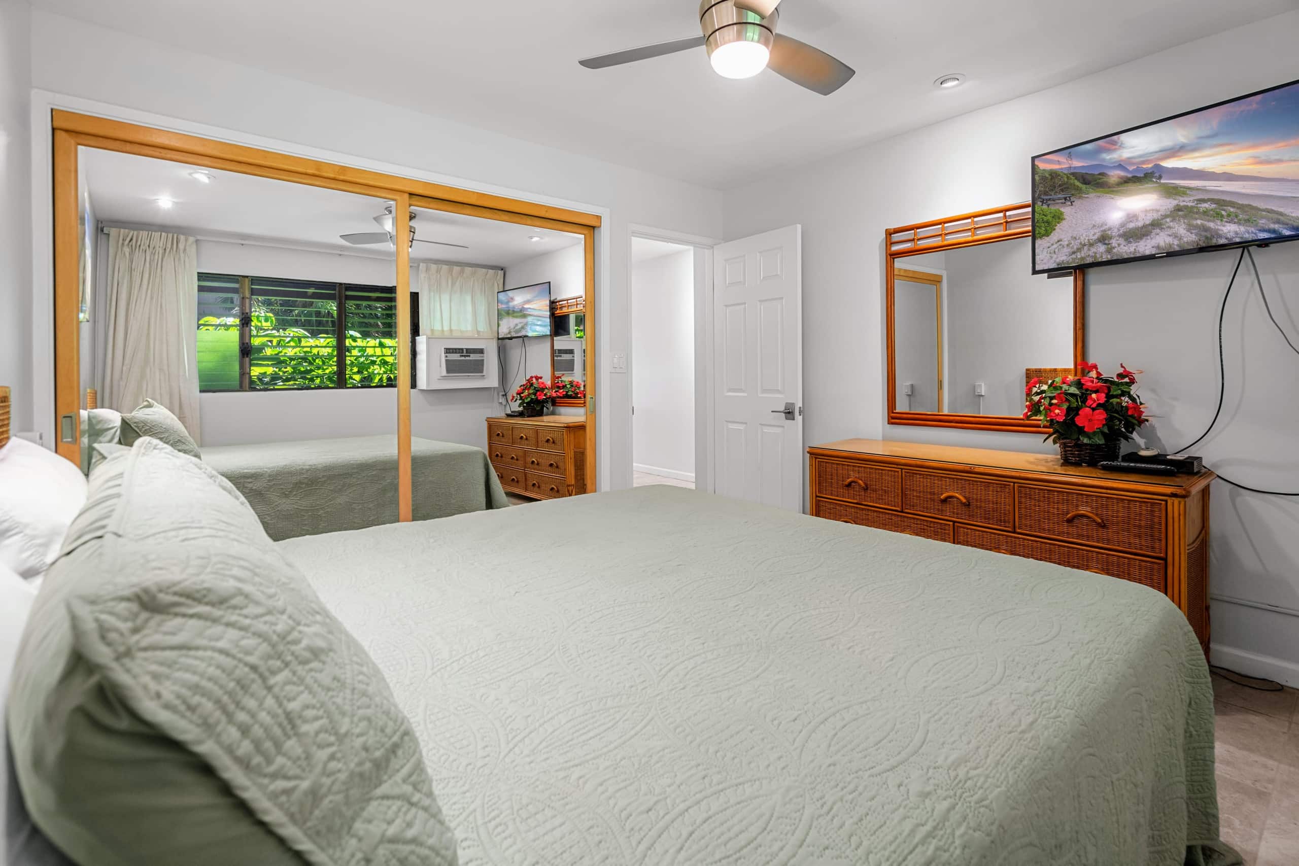 Condo in Kihei · ★4.93 · 1 bedroom · 2 beds · 1 bath - Image 13