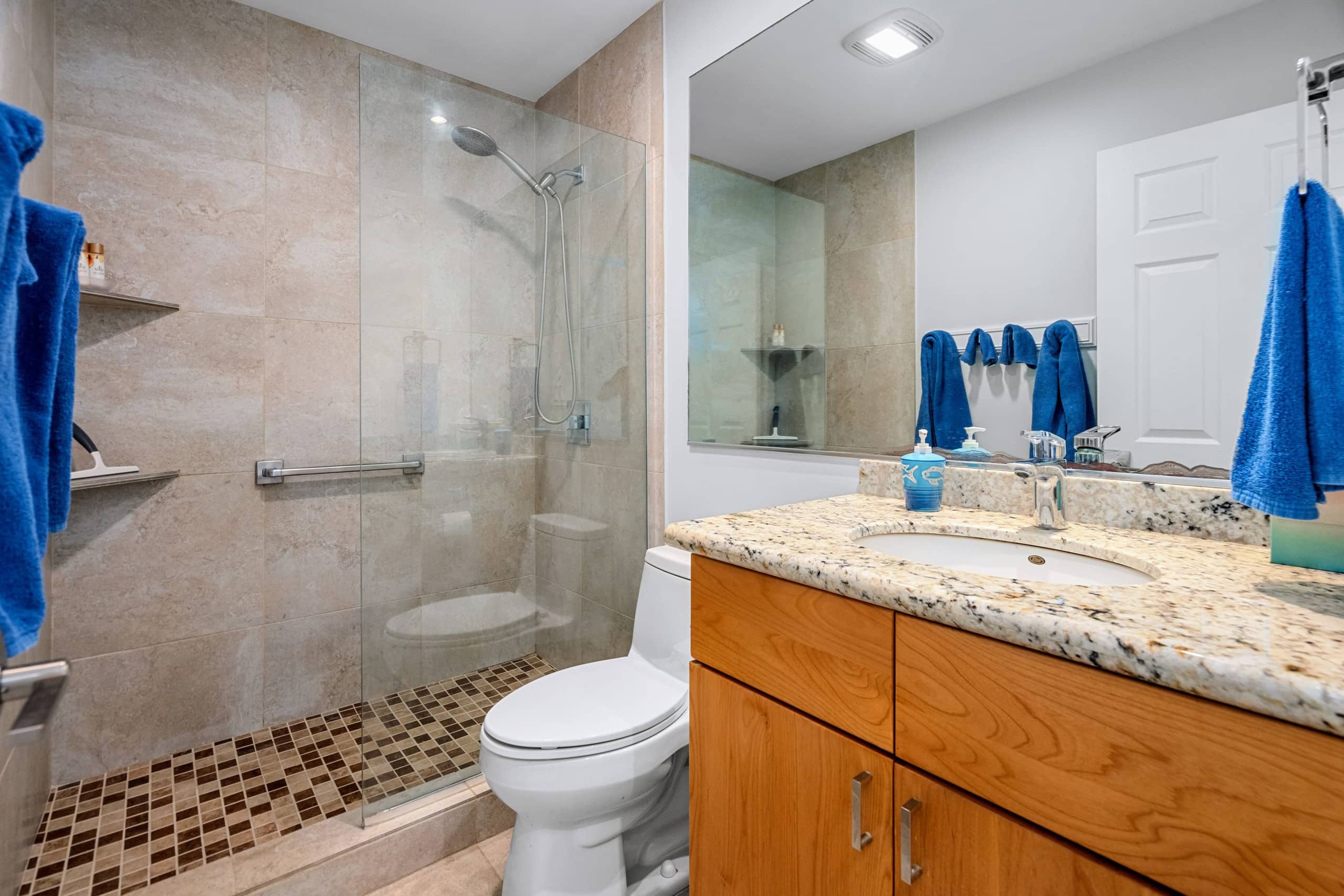 Condo in Kihei · ★4.93 · 1 bedroom · 2 beds · 1 bath - Image 10