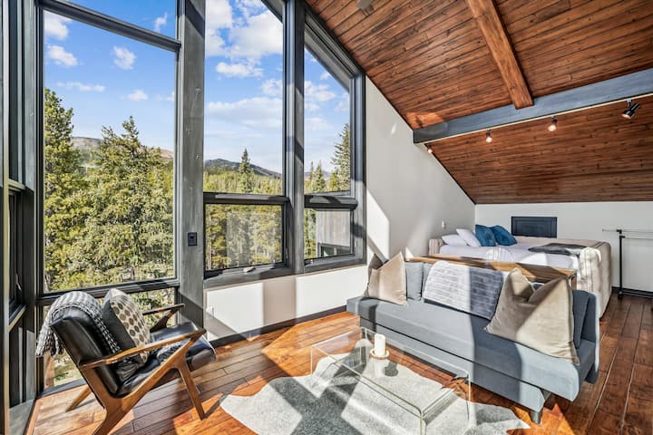 Área de loft - Summit Solitude Estate - Alquiler vacacional en Breckenridge