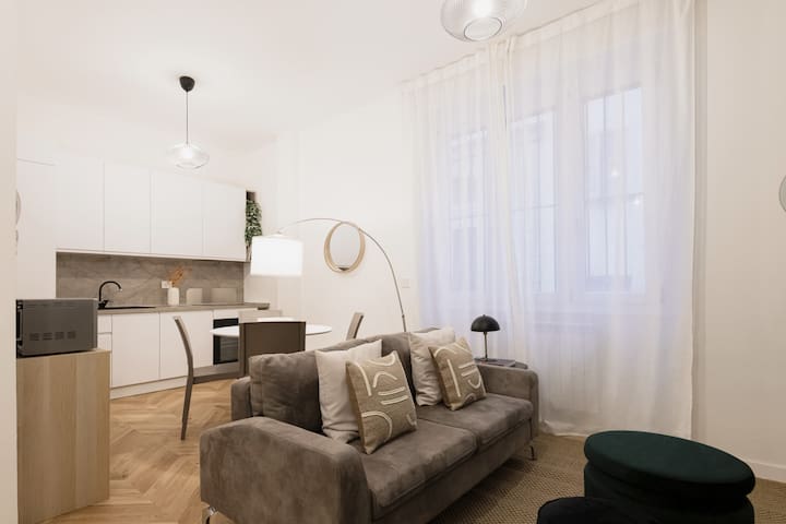 Easylife – Oasis of style 10min from Duomo