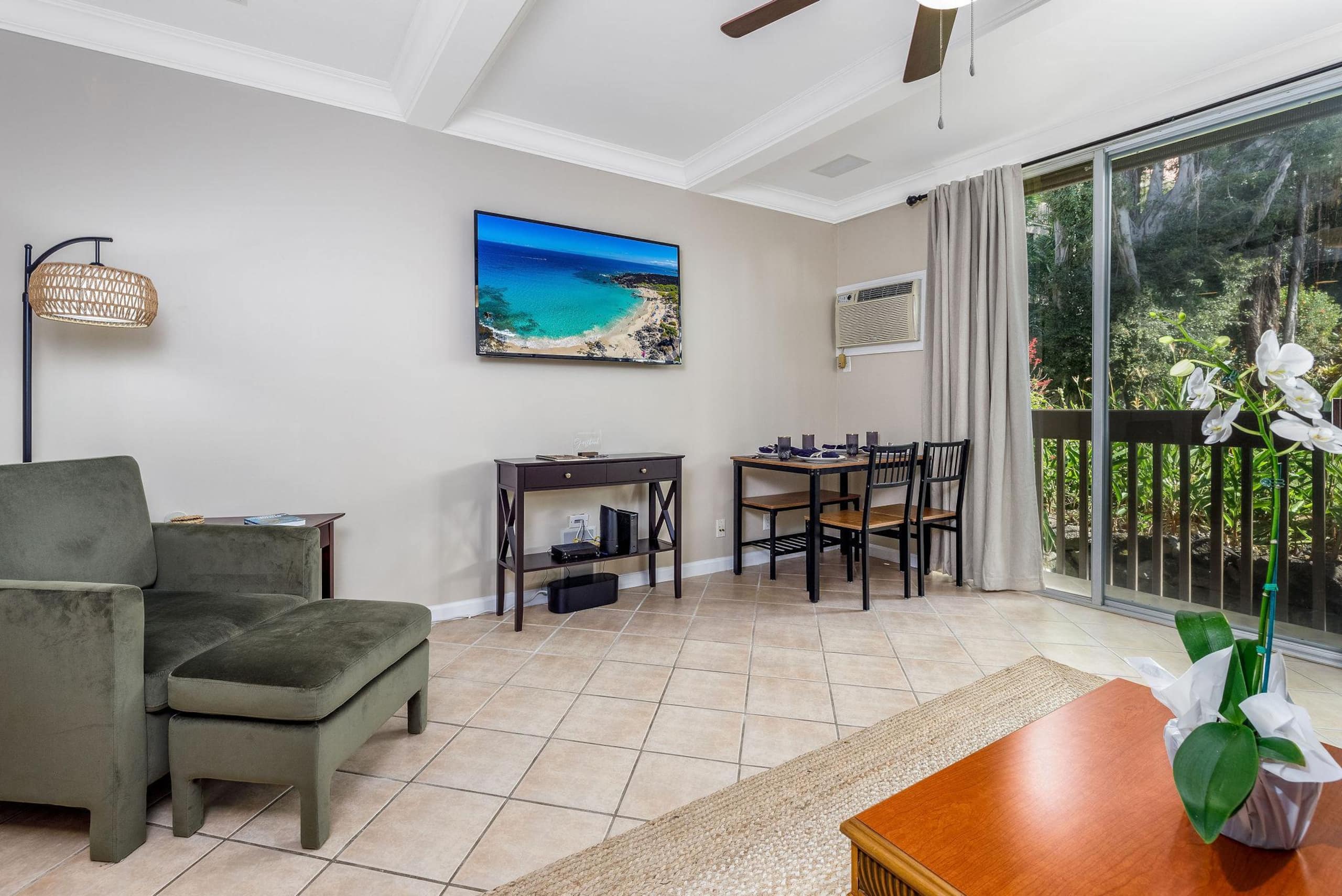 Condo in Kailua-Kona · ★5.0 · 2 bedrooms · 3 beds · 2 private baths - Image 7