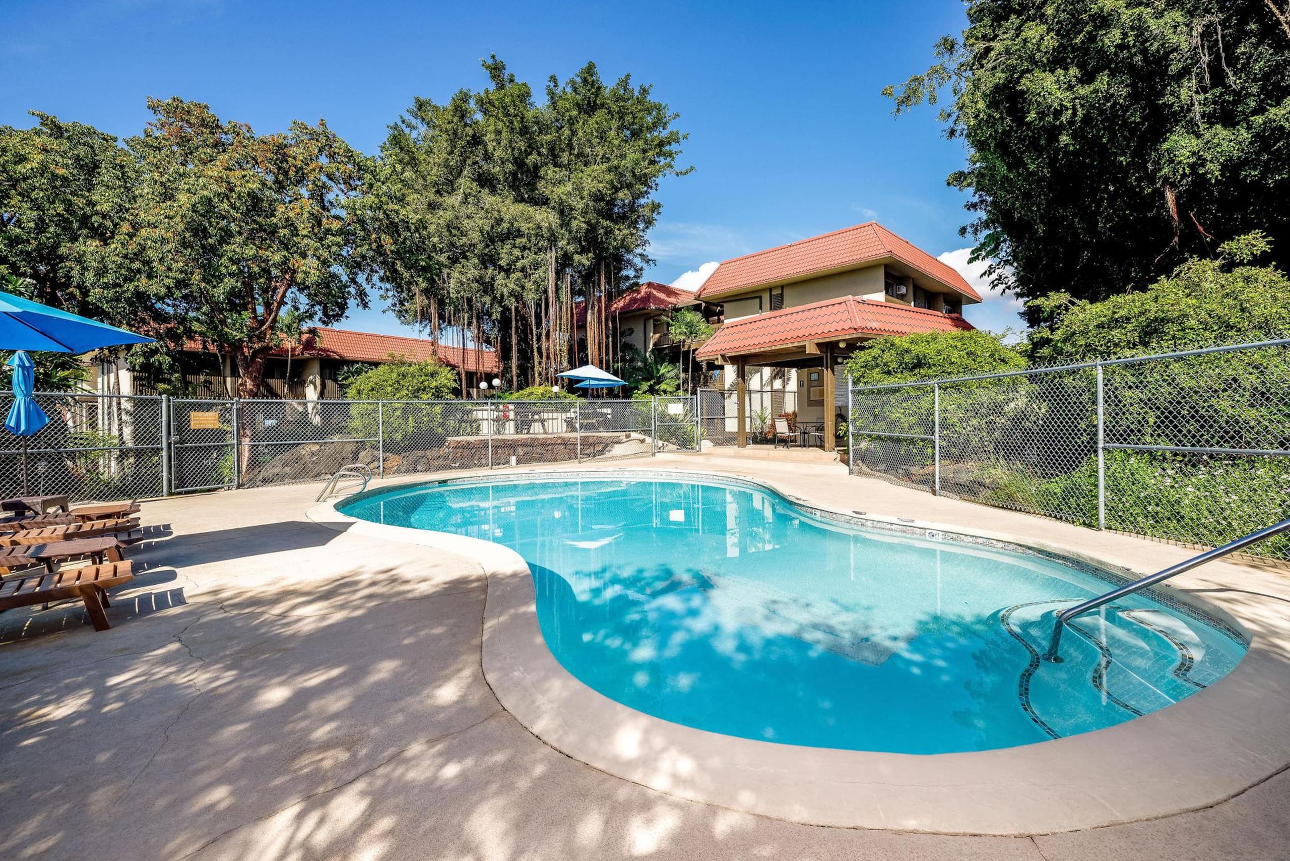 Condo in Kailua-Kona · ★5.0 · 2 bedrooms · 3 beds · 2 private baths - Image 40