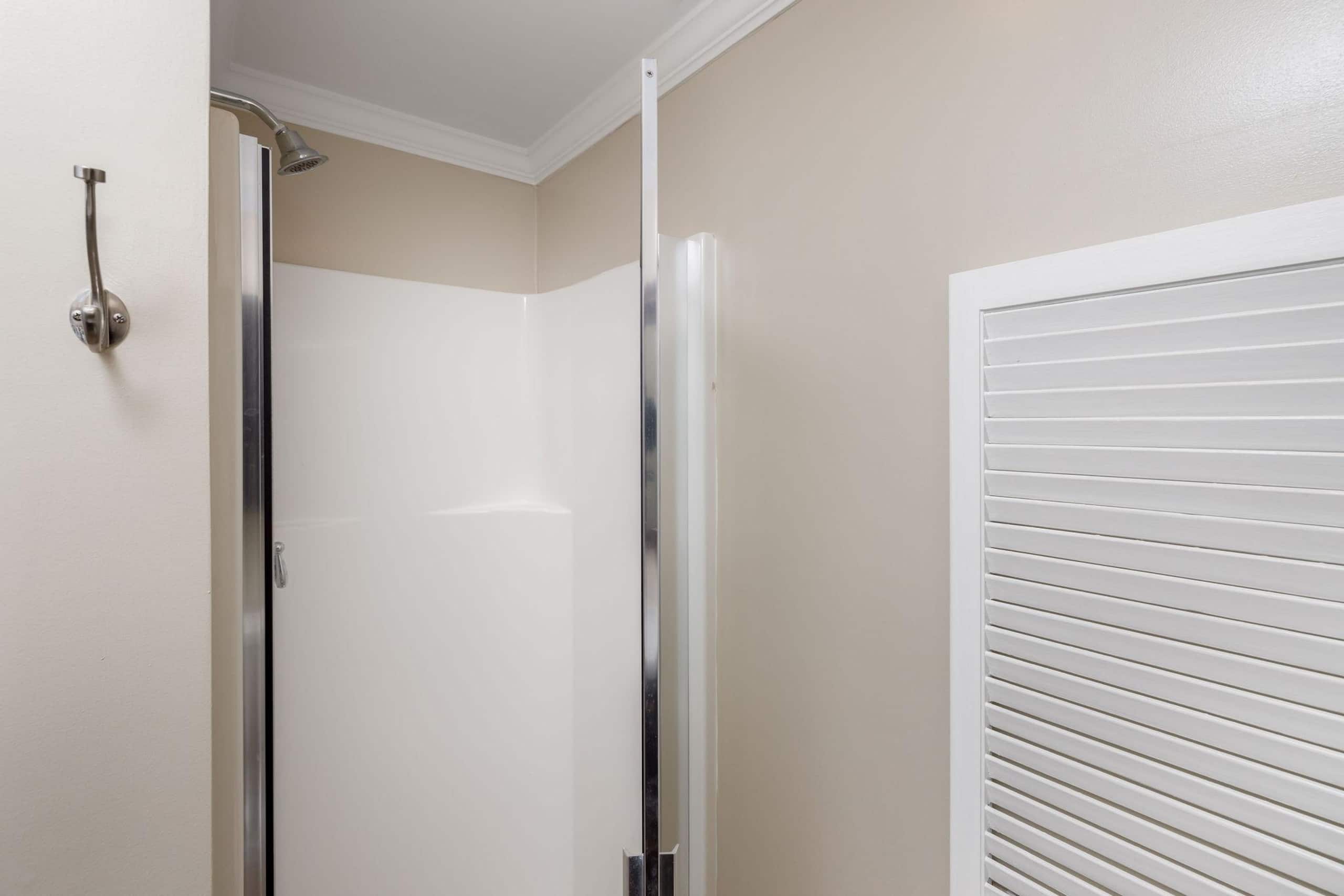 Condo in Kailua-Kona · ★5.0 · 2 bedrooms · 3 beds · 2 private baths - Image 25