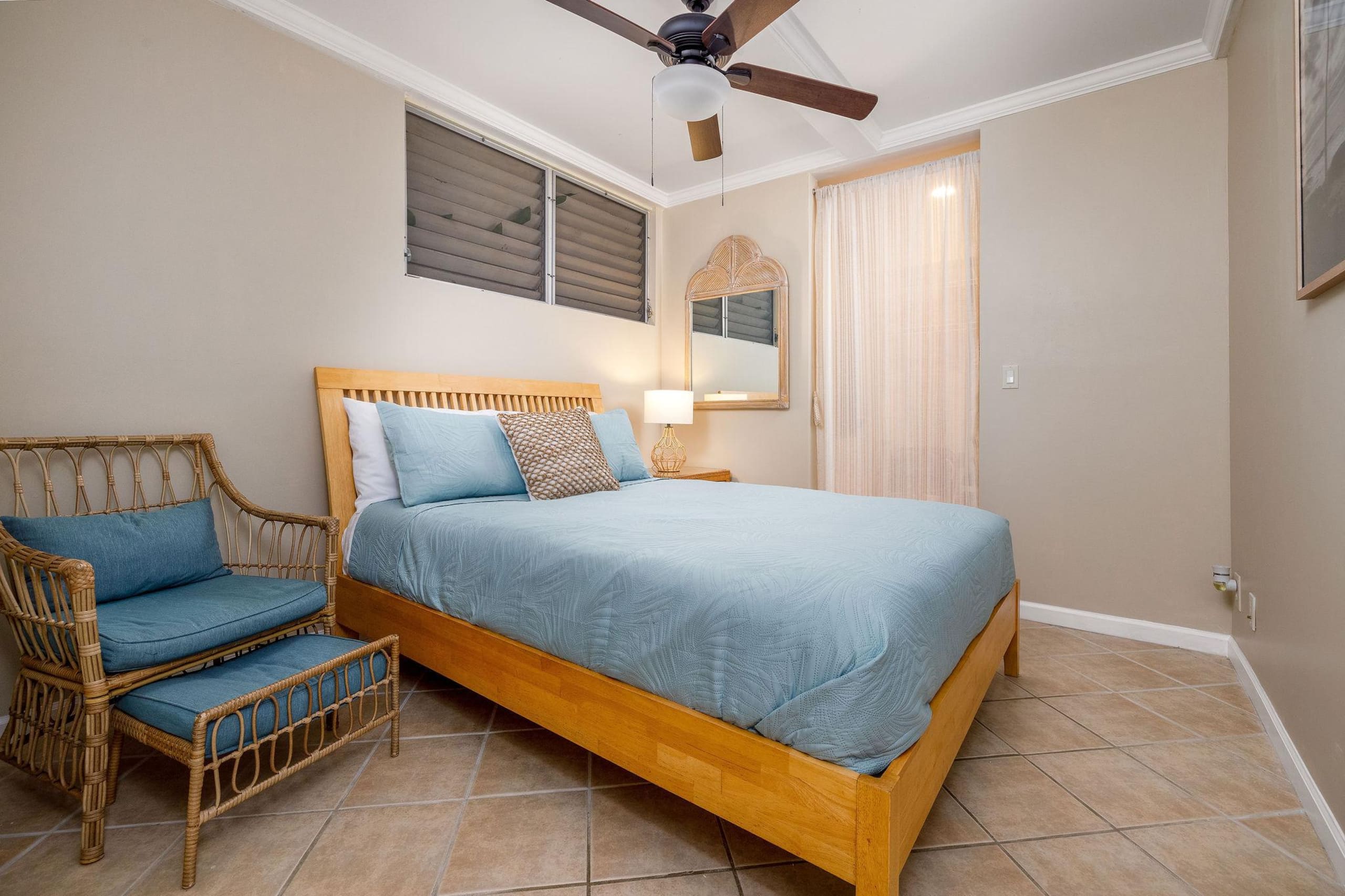 Condo in Kailua-Kona · ★5.0 · 2 bedrooms · 3 beds · 2 private baths - Image 21