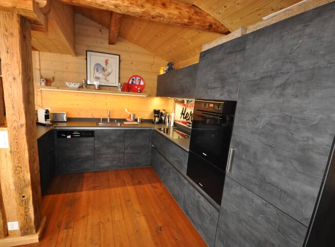 Haute-Crête gallery image 3