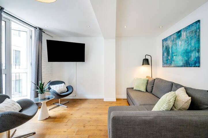 Splendid 2 Bedroom in Covent Garden gallery image 3