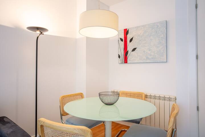 Comfort & Style in the Heart of Madrid gallery image 3