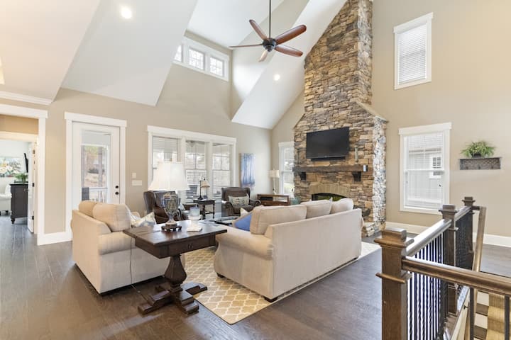 Luxurious 4 King Suites|reynolds Landing|fire Pit - Greensboro, GA