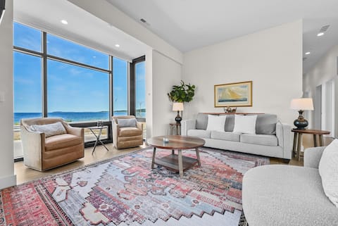 Riverview 401 at the heart of Downtown TC