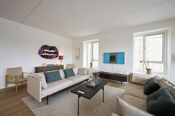 Exclusive- center – 2br 2 bath best view – nyhavn gallery image 4