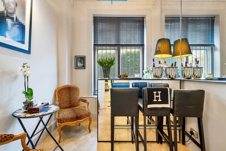 Finest Retreats | Hampstead Escape gallery image 5