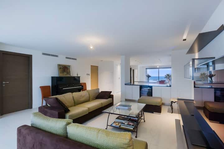 غرفة المعيشة