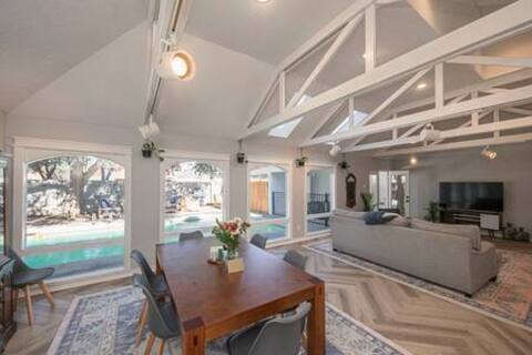 Twin Oaks Oasis