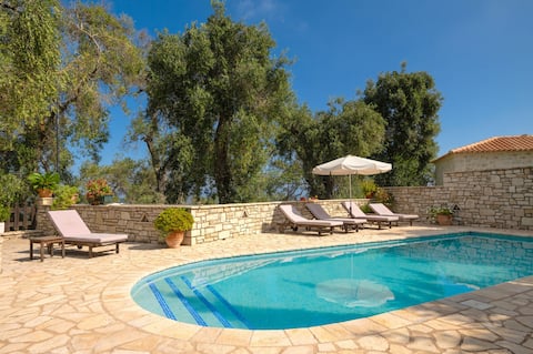 Villa Lenio Paxos