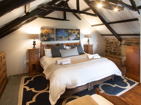 Lake Villa Loft