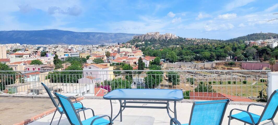 Charming Acropolis view apartment