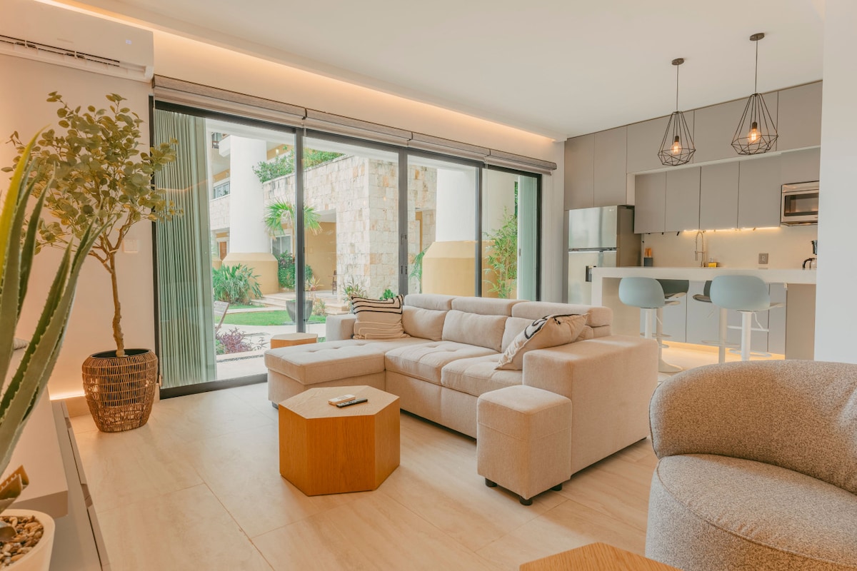 Airbnb con mejor rendimiento: Brand New 2-Bedroom Apartment • Steps to the Sea! en Las Brisas