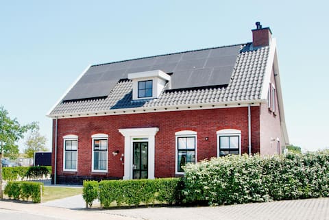 Successful Airbnb property: Collect Memories in Wijk 01 Colijnsplaat