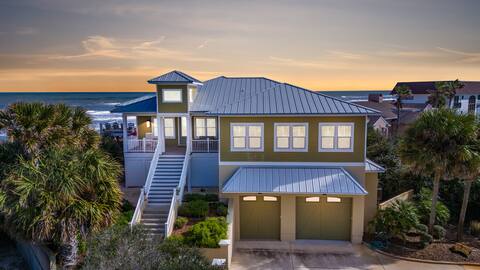 "Legacy Dunes"- Ocean front, Sleeps 14
