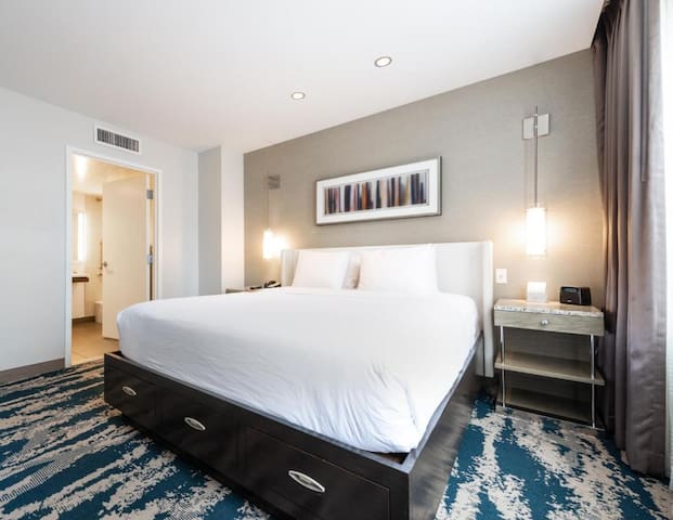 2 Charming Units in Trendy River North!