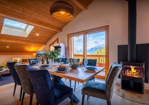 Penthouse for 9 with Mont Blanc view