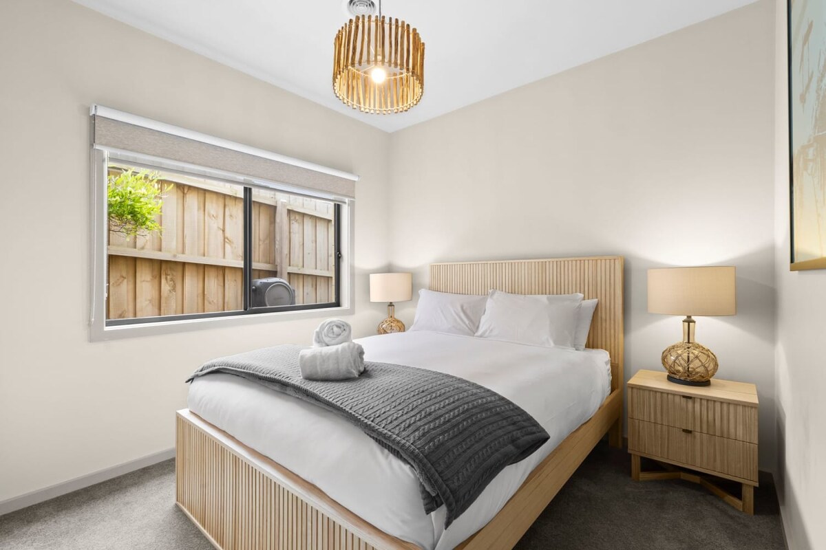 Dormitorio 2: cama tamaño queen