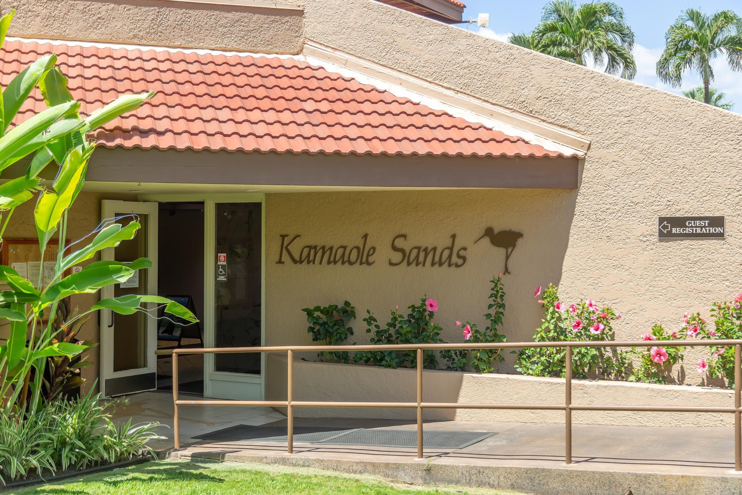 Condo in Kihei · ★4.99 · 1 bedroom · 1 bed · 2 private baths - Image 12